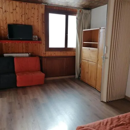 Studio Equipe Avec Balcon Et Vue Exceptionnelle Carols * Font-Romeu-Odeillo-Via